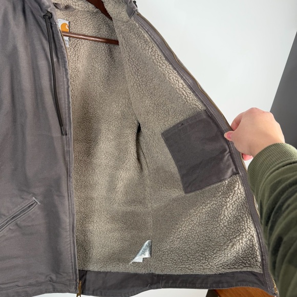 Carhartt Sandstone Sherpa-Lined Sierra Jacket - Picture 8 of 10